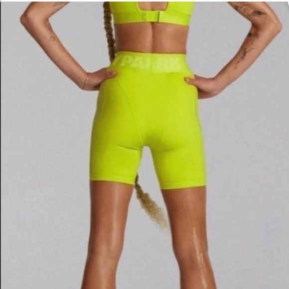IVY PARK x Peloton size L bike shorts w/tags (never worn:sold out collection) - Picture 3 of 7